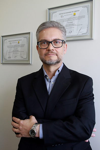Dr. Mauricio Mollica